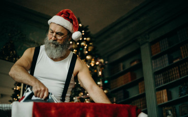 Keeping Up With the Holiday Hustle: Onboarding Challenges for Seasonal Retail Staff